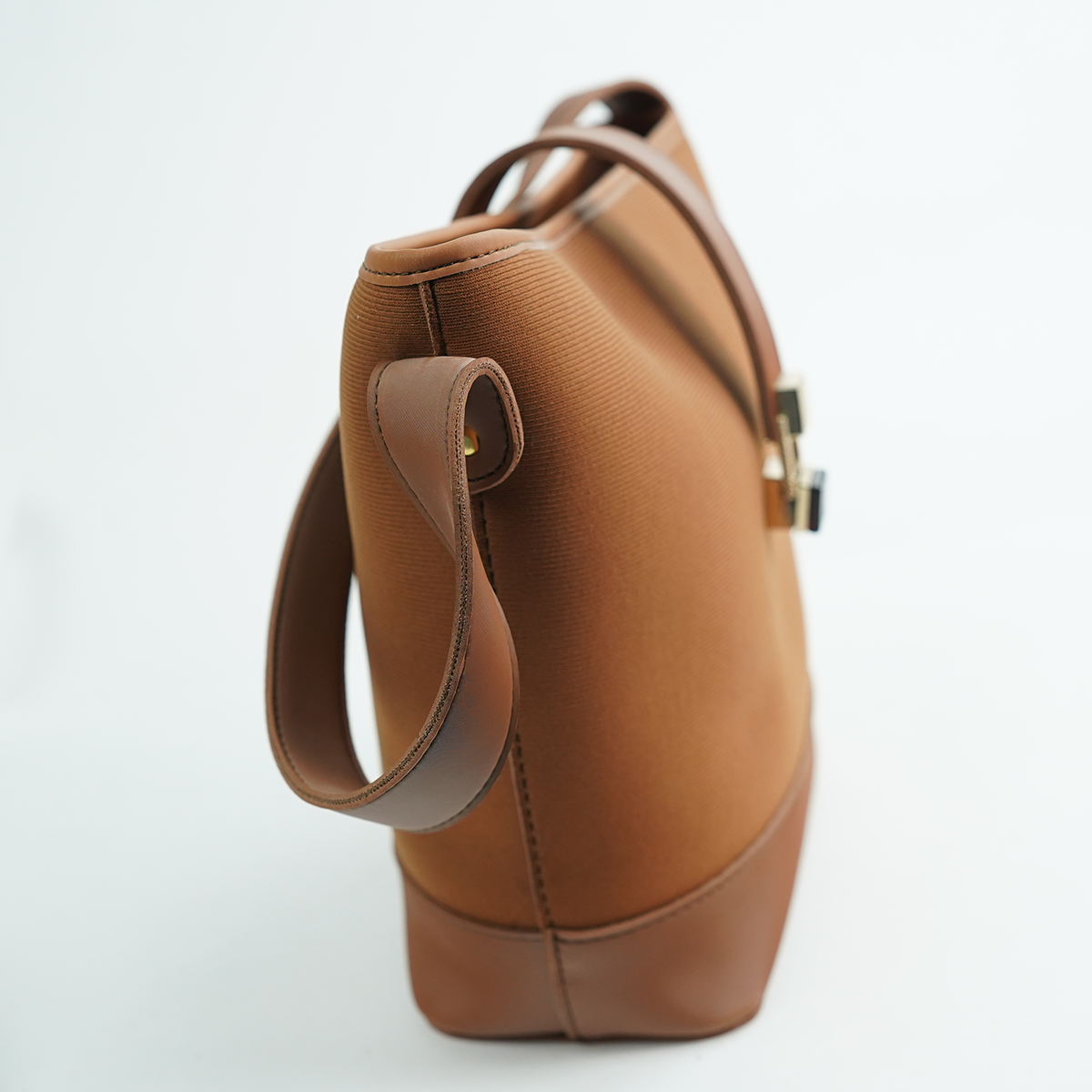 Solea Bucket Bag Brown