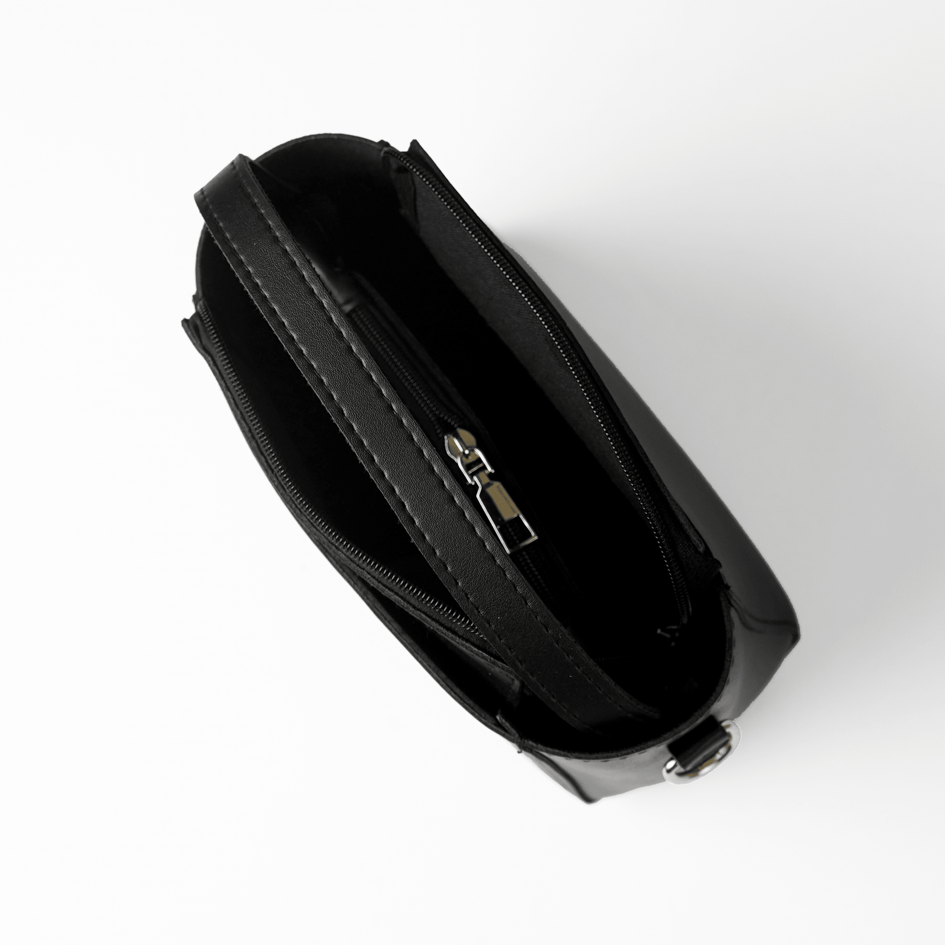 Eensy Bag Black - astorebags.pk