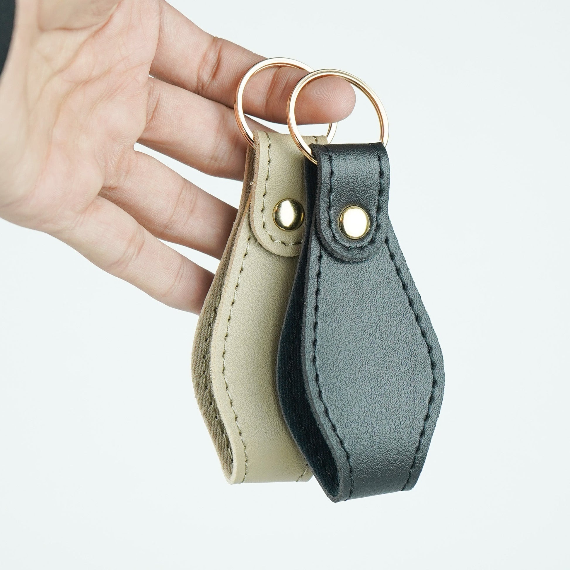 Kite shape Keychain - astorebags.pk