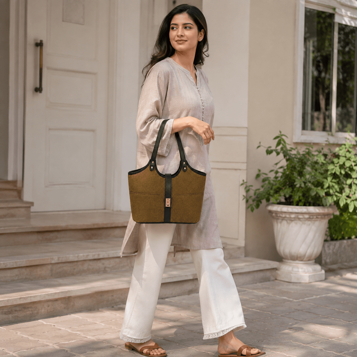 Mira Canvas Bag brown & black - astorebags.pk