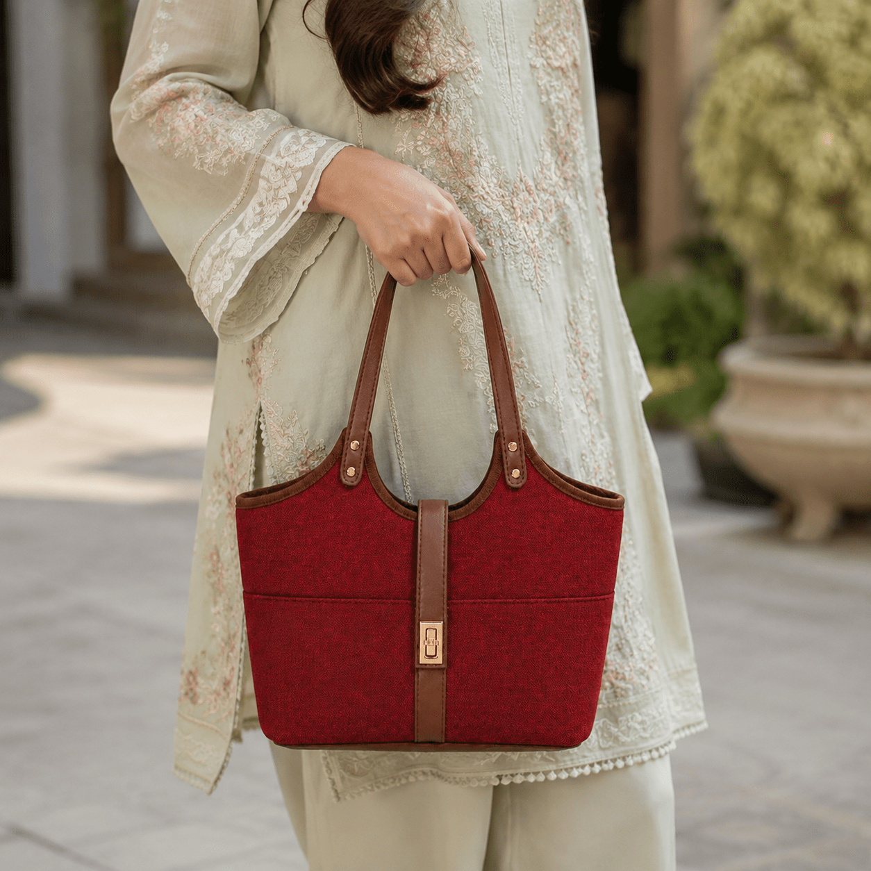 Mira Canvas Bag Maroon & Brown - astorebags.pk