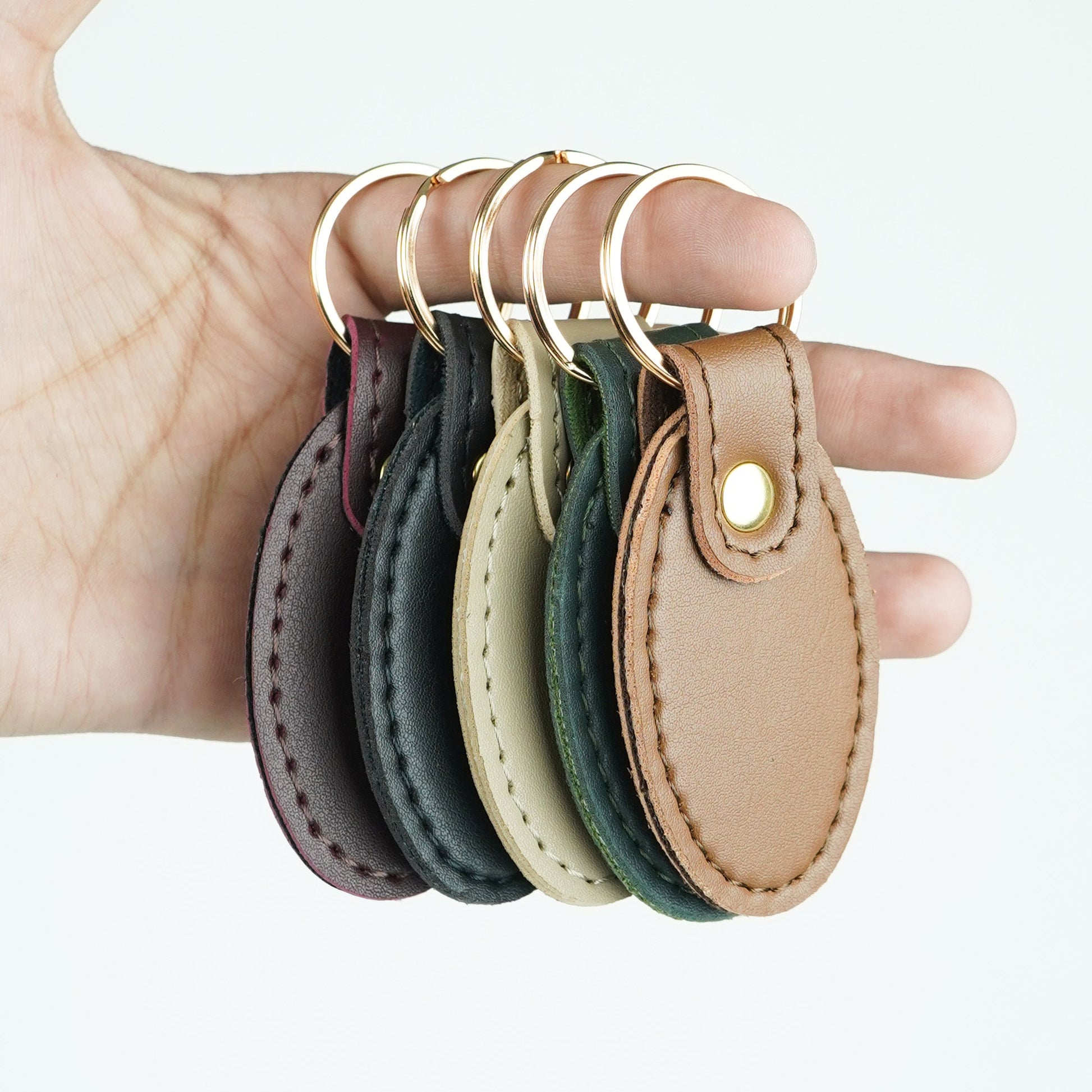 Oval Shape Keychain - astorebags.pk