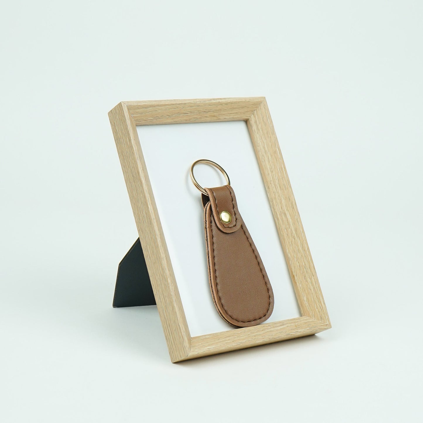 Trace Shape Keychain - astorebags.pk