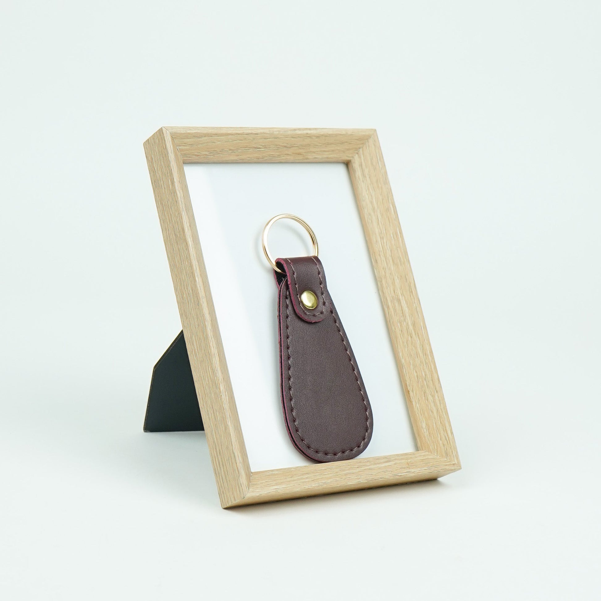 Trace Shape Keychain - astorebags.pk