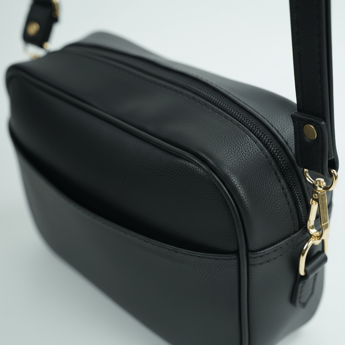 Velora Crossbody Black - astorebags.pk
