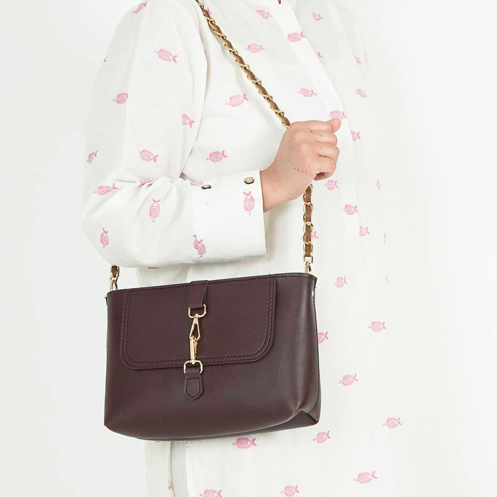 Clarent Bag Maroon - astorebags.pk