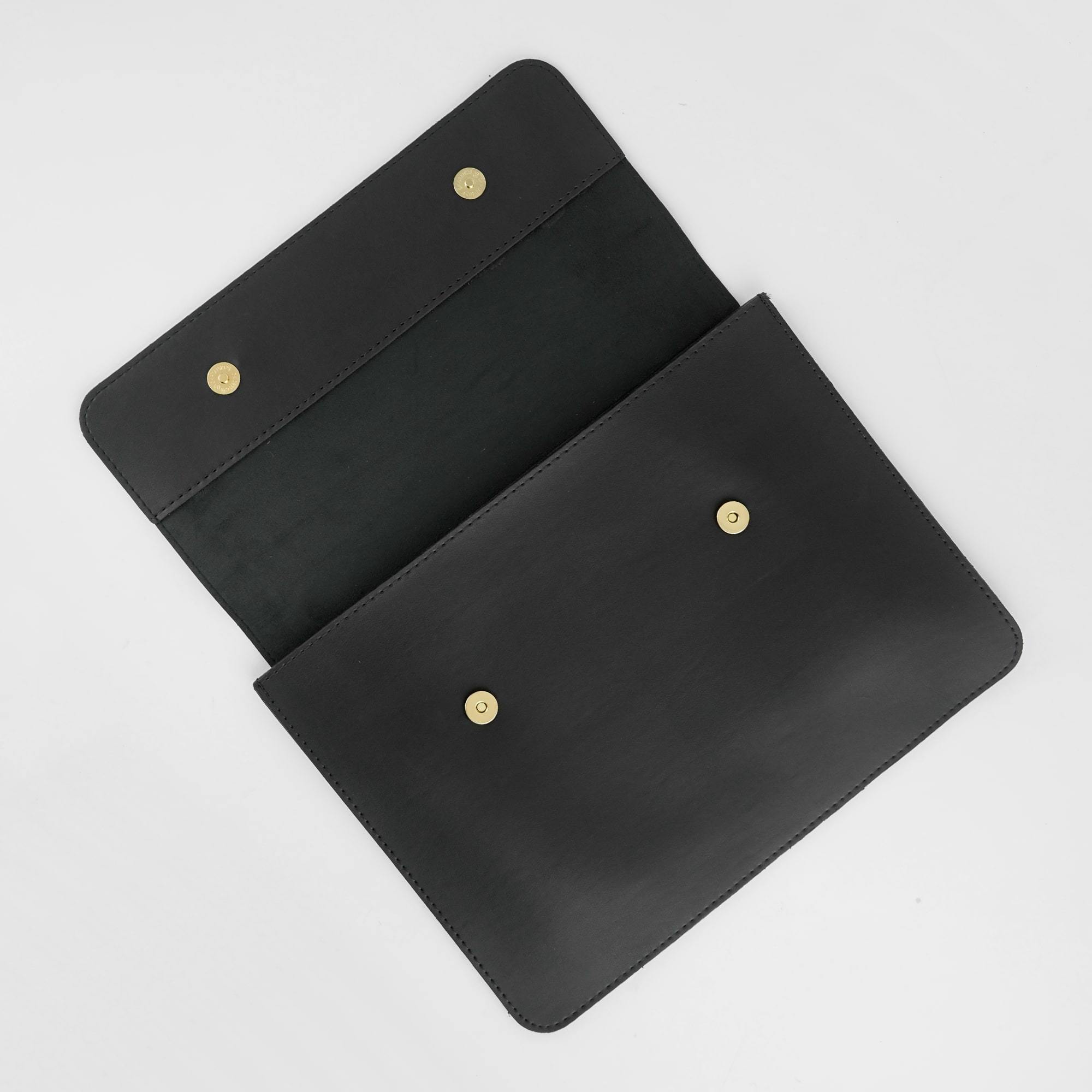 Macbook Sleeve Black (13 inches) - astorebags.pk